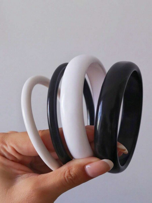 [ 8日から12日程度でお届け予定 ] ジュエリー レディース ブレスレット バングル エレガントなレトロブレスレットセット4個入り、ミニマリストデザイン、カジュアルウェアに適しています、レディースファッションジュエリー、アクリル製、年間を通して日常使い