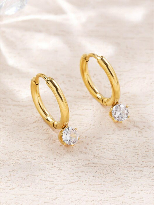 [ 8日から12日程度でお届け予定 ] ジュエリー レディース イヤーアクセサリー ステンレス製ゴールドフープピアス 1ペア、カジュアルや日常着に最適なミニマリストファッション