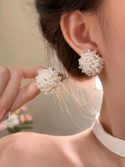 [ 8日から12日程度でお届け予定 ] ジュエリー レディース イヤーアクセサリー 1ペア シンプルなヴィンテージ フォーパール 花火デザイン ピアス、エレガントでラグジュアリーなパールスタッドピアス ユニークなデザイン、結婚式、バンケット、日常着、お祭