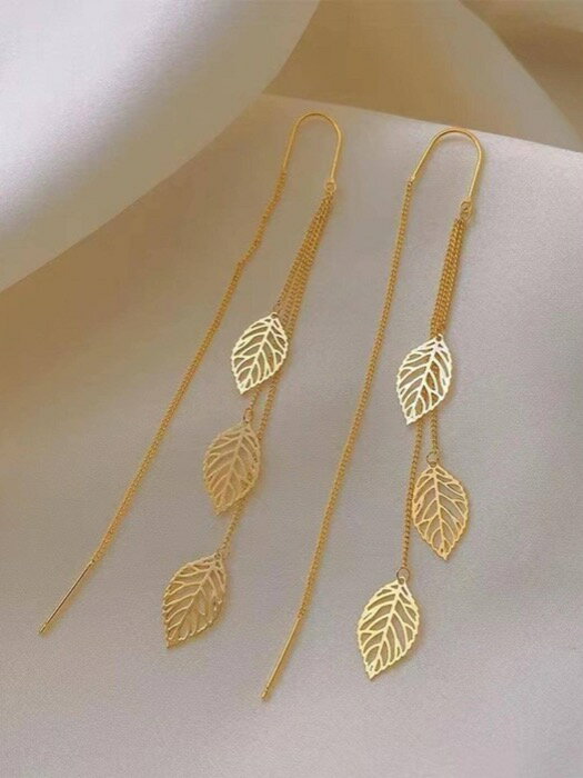 [ 8日から12日程度でお届け予定 ] ジュエリー レディース イヤーアクセサリー 1ペア ファッショナブルな中空リーフタッセルぶら下がりのピアス、女性用、長く品のあるパーソナリティのピアスフック、バンケットに適しています