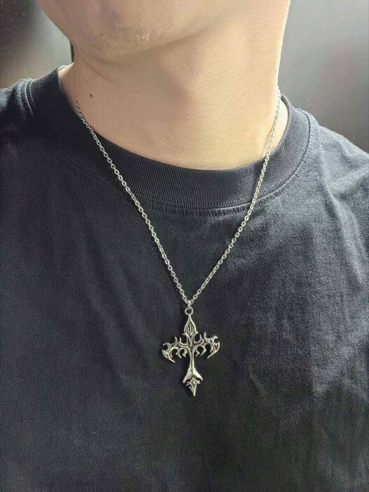 [ 8日から12日程度でお届け予定 ] ジュエリー メンズ ネックレス ビンテージゴシック風 ジルコニア スター ステンレスネックレス、男女兼用