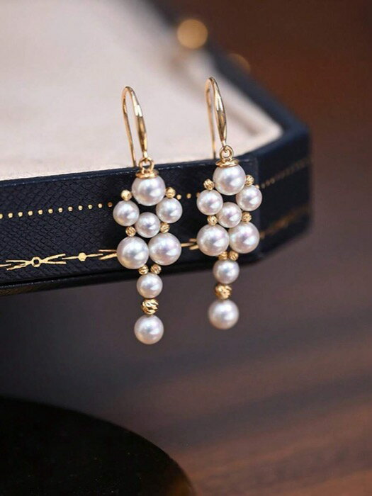 楽天Sports Studio 楽天市場店[ 8日から12日程度でお届け予定 ] ジュエリー レディース イヤーアクセサリー 2個 ファッショナブルなクラシック S925スターリングシルバー 多数の人工真珠 編み込み式イヤーフック レディース 秋冬用 イヤリング プレゼント