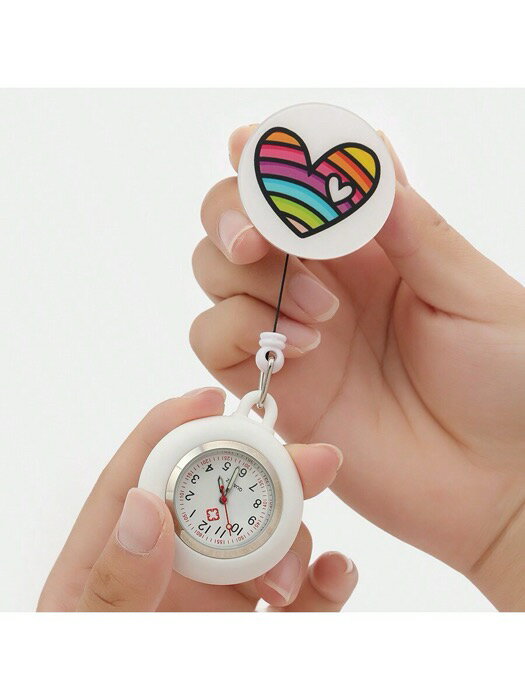 [ 8日から12日程度でお届け予定 ] 腕時計 懐中時計 1個 虹色ハート デザイン ナースウォッチ 大きな文..