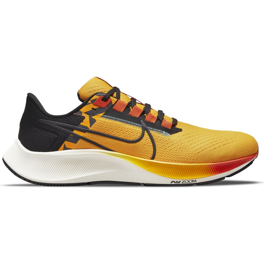 ナイキ (NIKE) ナイキ エア ズーム ペガサス 38 ランニングシューズ メンズ メンズ UNIVERSITY GOLD/BLACK-ORANGE DO2423-739