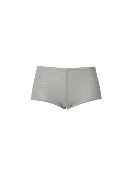 【ウィメンズ】ドライナミック スルー2 ショーツ(DRYNAMIC THROUGH II SHORT W) SILVER カラー SILVER サイズ S/M 素材 ドライナミック スルー ポリエステル90% ポリウレタン10% 原産国 - メーカー品番 81734170 コメント 優れた通気速乾性を備えた超軽量メッシュ素材「ドライナミックスルー」採用、幅広いシーンで使いやすいデザインの高機能アンダーウェア。大きめながら目立ちにくい網目と微細な立体メッシュ構造によって、ベタつきにくい抜群のドライ感を提供します。適度なフィット感の自然な着心地は長時間の着用でも快適さを保ち、アウトドアはもちろん、スポーツやフィットネス、毎日の生活まで幅広く活躍してくれます。