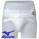 【MIZUNO-ミズノ】　武道/空手用品/空手グッズ/空手道着/プロテクター/一般用/大人用 ●カップ式サポーター/ファウルカップ/チンカップ 不慮の金的の際に急所を守ります。カップ付サポーター。 【サイズ】 S：55〜65cm、M：66〜75cm、L：76〜90cm ・後部ズレ防止バンド付き ・カップ付き ・デオドラントテープ使用 ※こちらの商品はメーカー取寄せ商品のため発送までに2日〜7日ほど日数がかかります。またご注文後であっても在庫切れの場合もございます、あらかじめご了承ください。