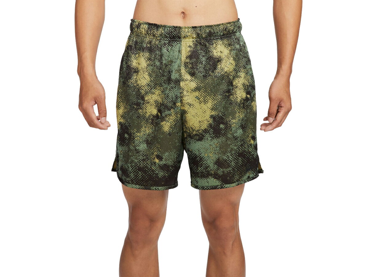 ナイキ NIKE Dri-FIT トータリティ カモ フィットネスショートパンツ メンズ グリーン 緑 スポーツ トレーニング ハーフ パンツ FZ0743-386