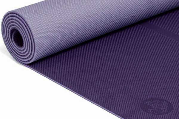 マンドゥカ：BEGINヨガマット(5mm)【Manduka ヨガ 小物 マット ヨガ用品】【あす楽_土曜営業】【あす楽_日曜営業】格安セール情報　楽天　通販