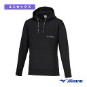 ■商品情報 商品名【サッカー ウェア（メンズ/ユニ） ミズノ】 ストレッチスウェットフーディ／ユニセックス（P2MCB065） メーカー名ミズノ カラー（09）ブラック サイズS, M, L, XL, 2XL, 3XL 素材ポリエステル95%、ポリウレタン5% 生産国インドネシア ■メーカー希望小売価格はメーカーカタログに基づいて掲載していますサイズ後丈(cm)胸回り(cm)肩幅(cm)袖丈(cm) S6710552.352.5 M6910953.754 L7111355.155.5 XL7311756.557 2XL7512157.958.5 3XL7712558.360 ■商品詳細情報 特徴MIZUNO FOOTBALLのフィロソフィーを纏う。「JAPAN SPIRIT.」と、ブランドメッセージのロゴのみをプリントしたシンプルなフーディ。MIZUNO FOOTBALLのフィロソフィーを纏う、フットボーラーのためのオフアパレル。生地には風合いと肌触りが良いストレッチスウェットを採用。フットボーラーがリラックスできるシルエットと、見た目のスタイリッシュさの両立を目指しました。プレーンな状態でも着用できることを前提としながら、チームユースでも採用できるようマーキングスペースを確保。前後 テクノロジー【ストレッチ】 【スリムフィット】【DYNAMIC PLUS】ストレッチ性が優れていることを示し、動きをよりスムーズにし、不快なつっぱり感を軽減します。【SLIMFIT】体のラインに沿った細身のシルエット。