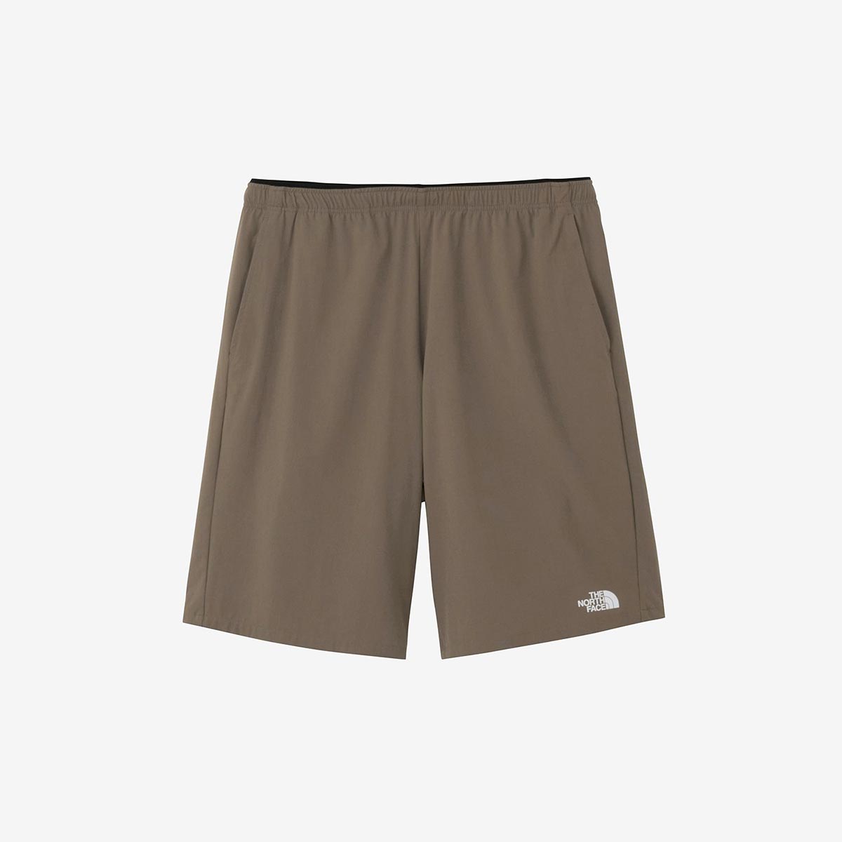 ※当店の商品はすべて日本正規代理店より仕入れた正規品です。【素材】Stretch Recycled Nylon Cloth（ナイロン85％、ポリウレタン15％）?【仕様(特徴)】左右脇ポケット／右ポケット内側にセキュリティーポケット／ウエストスピンドル仕様【サイズチャート】〈M〉ウエスト囲:77cm/ヒップ幅:53cm/ワタリ:36cm/股下:26cm/袖口幅:29cm/〈L〉ウエスト囲:80cm/ヒップ幅:55cm/ワタリ:37cm/股下:27cm/袖口幅:30cm/＜サイズ寸法（実寸）とヌード寸法（適合サイズ）の違い＞サイズ寸法（実寸）は「実際の商品を平置きにした状態でメジャーにて採寸した寸法」です。ヌード寸法（適合サイズ）とは、「標準的な体の寸法に基づいた商品を作るための基準寸法」です。商品吊り札に記載されているのはヌード寸法（適合サイズ）です。＜計測について＞外寸は手で計測しているため、商品によっては若干の誤差（1〜2cm）が生じる可能性があります。素材や商品形状、付属品の有無によって計測方法が異なります。フィット感を確かめるために、お手持ちのウェアを測り、サイズ寸法を比較されることをおすすめいたします。【商品説明】ナチュラルな風合いながら動きやすいアスレチックウエアのひざ丈ショーツです。リサイクル素材を一部使用したストレッチ素材を採用しています。生地のストレッチ性と、やわらかい肌当たりで、動きやすく快適な着心地です。股下は、ひざ丈の26.5cm（Lサイズ）。ウエスト回りはスピンドル仕様で、フィット感をスムーズに調整できます。日々のトレーニングシーンだけではなく、さまざまなアクティビティでマルチパーパスに活用できるシンプルなデザインのアイテムです。原産国：ベトナムWeight：約150g（Lサイズ）カラー：(GN) ガーネット※商品の仕様や機能を分かりやすくご紹介するため、本ページで販売しているカラーとは異なるカラーの商品の画像を一部使用しております。あらかじめご了承ください。