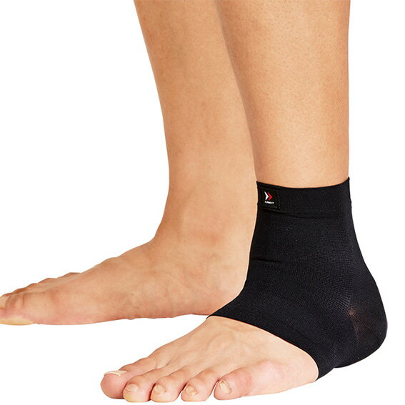 ザムスト 足首用サポーター 左右兼用 Bodymate 380102 の特長 足首の軽い圧迫・保護に独自のサポートラインによって、足首を優しくサポートします。 ザムスト 足首用サポーター 左右兼用 Bodymate 380102 の商品情報...