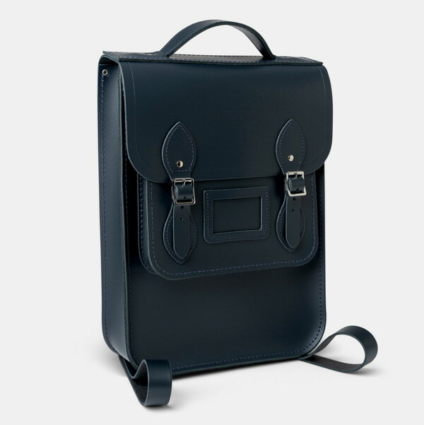 国内正規品 THE CAMBRIDGE SATCHEL CO. ケンブリッジサッチェル The Portrait Backpackリュック バックパック デイバッグ メンズ レディース ビジネス 牛皮 レザー ブランド 海外 デザイナーズ UK イギリスギフト プレゼント 誕生日 お祝い 通勤 送料無料