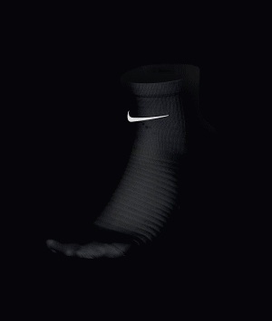 NIKE ナイキ ランニングソックス 靴下 スパーク ライトウェイト クォーター ソックス SK0049【1足までメール便OK】
