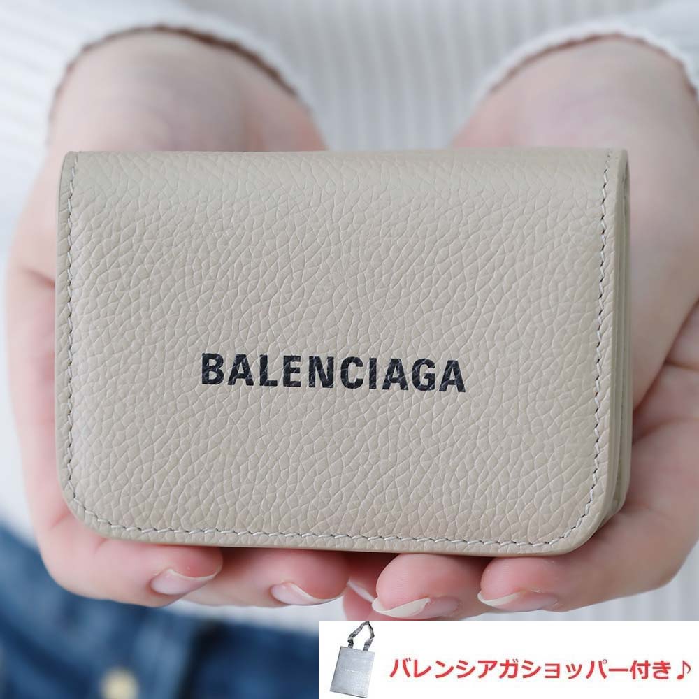 楽天市場】バレンシアガ(形状(財布)三つ折り財布)の通販 楽天市場】バレンシアガ(形状(財布)三つ折り財布)の通販