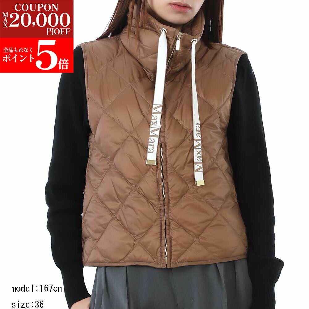 【商品名】 ★2026SS★　 MAX MARA The Cube マックスマーラ ザ キューブ 2619291014600 051 トレジック テクニカル キャンバス ダウン ジレ ダウンベスト (新品） 【品番】 2619291014600-051 【カラー】 CARAMEL 【素材】 表地：ナイロン 100% 裏地：ナイロン 100% 中わた：ダウン 90%、フェザー 10% 【サイズ】 36(日本サイズXS相当) 着丈: 52cm胸囲: 92cm 38(日本サイズS相当) 着丈: 54cm胸囲: 96cm 重さ：約220g ※モデル身長：167cm/着用サイズ：36 ※平置きでスタッフが手計測しております。多少の誤差はご容赦ください。 【原産国】 アルメニア 【付属品】 キューブバッグ、製品管理タグ、ブランド専用ハンガー 【ブランド公式サイト掲載価格】 又は、ブランド直営店販売価格:￥155,100(税込) 確認日:26.2.13 比較対照価格の確認方法:ブランド公式サイト --------------------- ★2026年春夏新作★ MAX MARA The Cube マックスマーラ ザ キューブ から [トレジック] テクニカル キャンバス ダウン ジレ が入荷しました。 "THE CUBE"コレクションのキャンバスジレ。 最高級のシベリアングースダウンを内蔵し、非常に軽くて柔らかみのあるコンフォートな着心地が魅力です。 撥水加工を施した玉虫色のナイロンキャンバス素材に、ダイアモンドキルティングをあしらい、ボリュームを抑えたデザイン。 シルエットは、ジャカードロゴリボンのドローストリングが付いたハイネックのショート丈。 コンパクトな着丈のジレはウールのコートの下に重ねたり、"THE CUBE"コレクションのダウンコートのインナーとしてレイヤードしたスタイルがおすすめです。 コレクションのアイコン、キューブバッグ付き。 自分へのご褒美やプレゼントにもお勧めです。