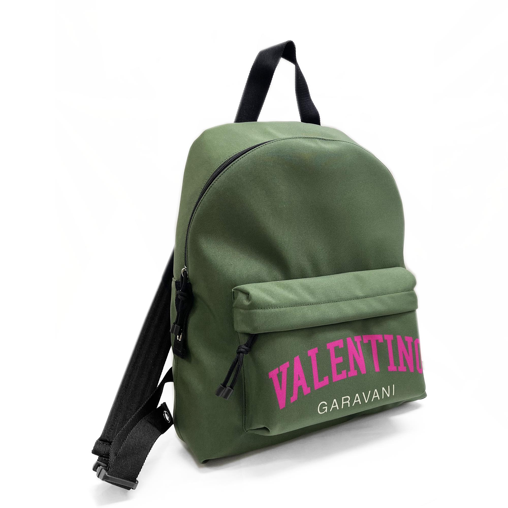 【決算大処分市☆全品10％OFFクーポン☆31日迄☆全品新品】VALENTINO ヴァレンティノ 2Y2B0993IZL 74Q ロゴ プリント ジップアップ バックパック / リュック グリーン系