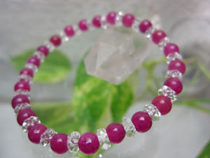 6Aグレード ルビー＆平型カット水晶ブレス