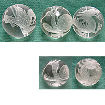 【全8個入り】水晶　16mm珠＆14mm珠　彫刻パーツアソート/1mm穴貫通/四神獣/五爪龍（青龍）/鳳凰/玄武/パーツ