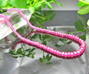 ルビー多面カット ネックレス(金具18KG)40cm