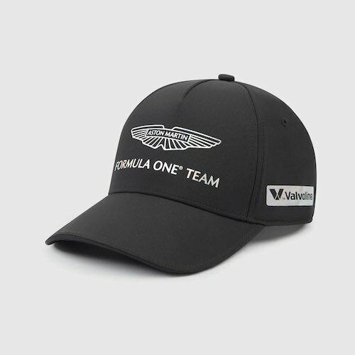 Aston Martin ベースボールキャップです。 カラー:ブラック 素材:Cotton *こちらは海外倉庫からのお取り寄せのため、お届けまでに約2~3週間ほどお時間が掛かります。 お客様の都合による返品、交換は受付を致しかねますのでご了承くださいませ。