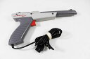 【中古】北米版 ファミコン Nintendo NES Grey Light Zapper Gun ザッパー