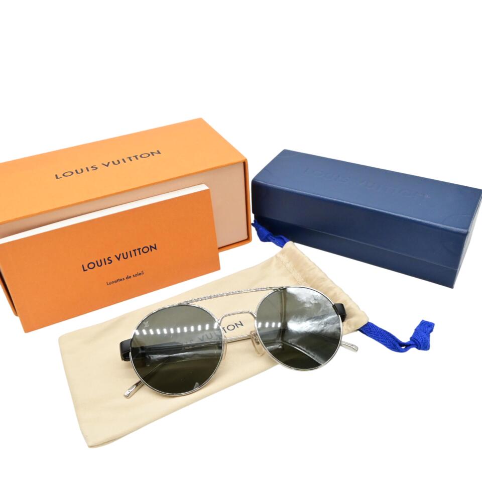 ルイヴィトン 【お値引き】【美品】LOUIS VUITTON ルイヴィトン STAR BURST スターバースト サングラス 眼鏡 メガネ パイロット シルバー ブラック メンズ Z1103E