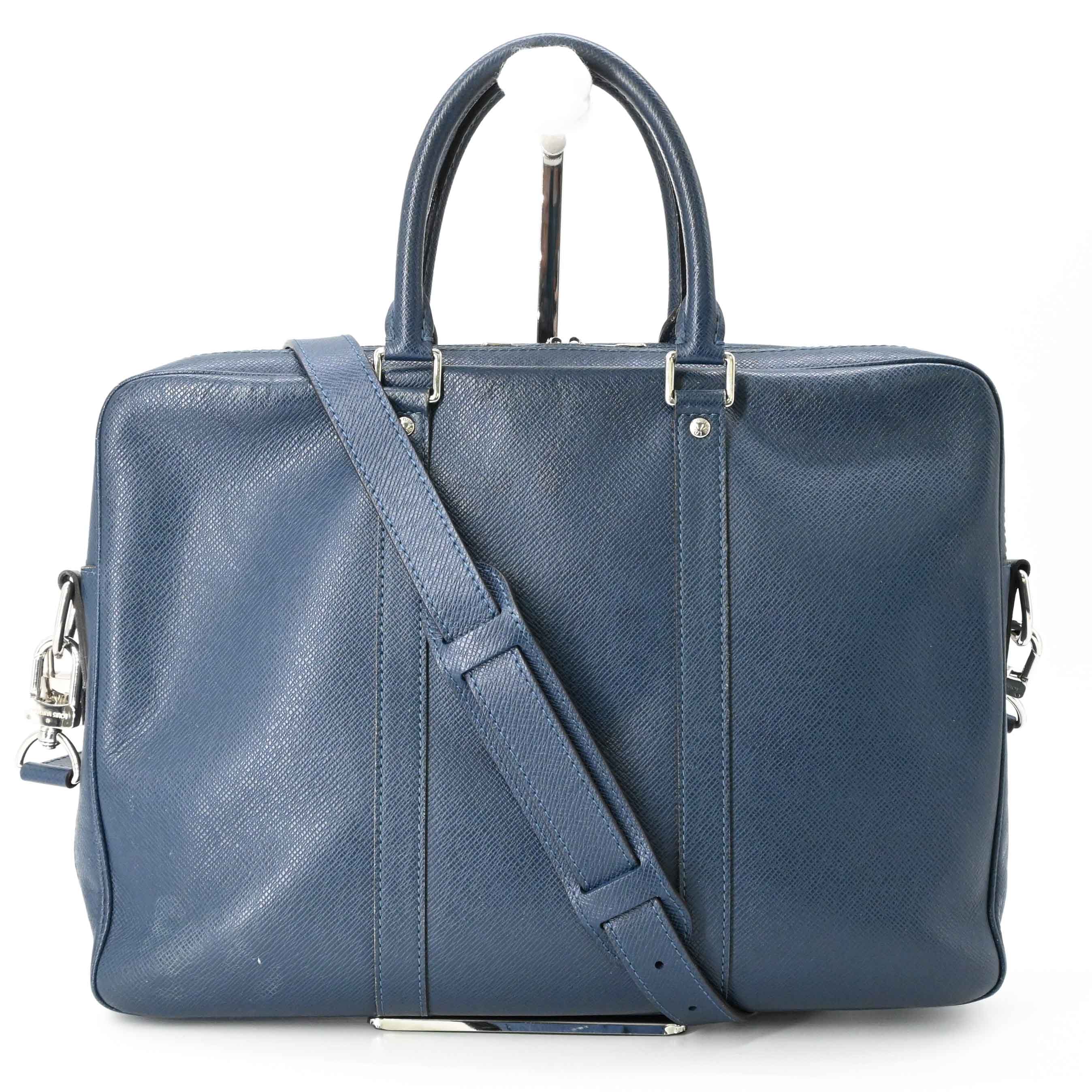 LOUIS VUITTON - LOUIS VUITTON ルイヴィトン ポルトドキュマンヴォワヤージュPM ビジネスバッグ ハンドバッグ オセアン ネイビー 青 M30639