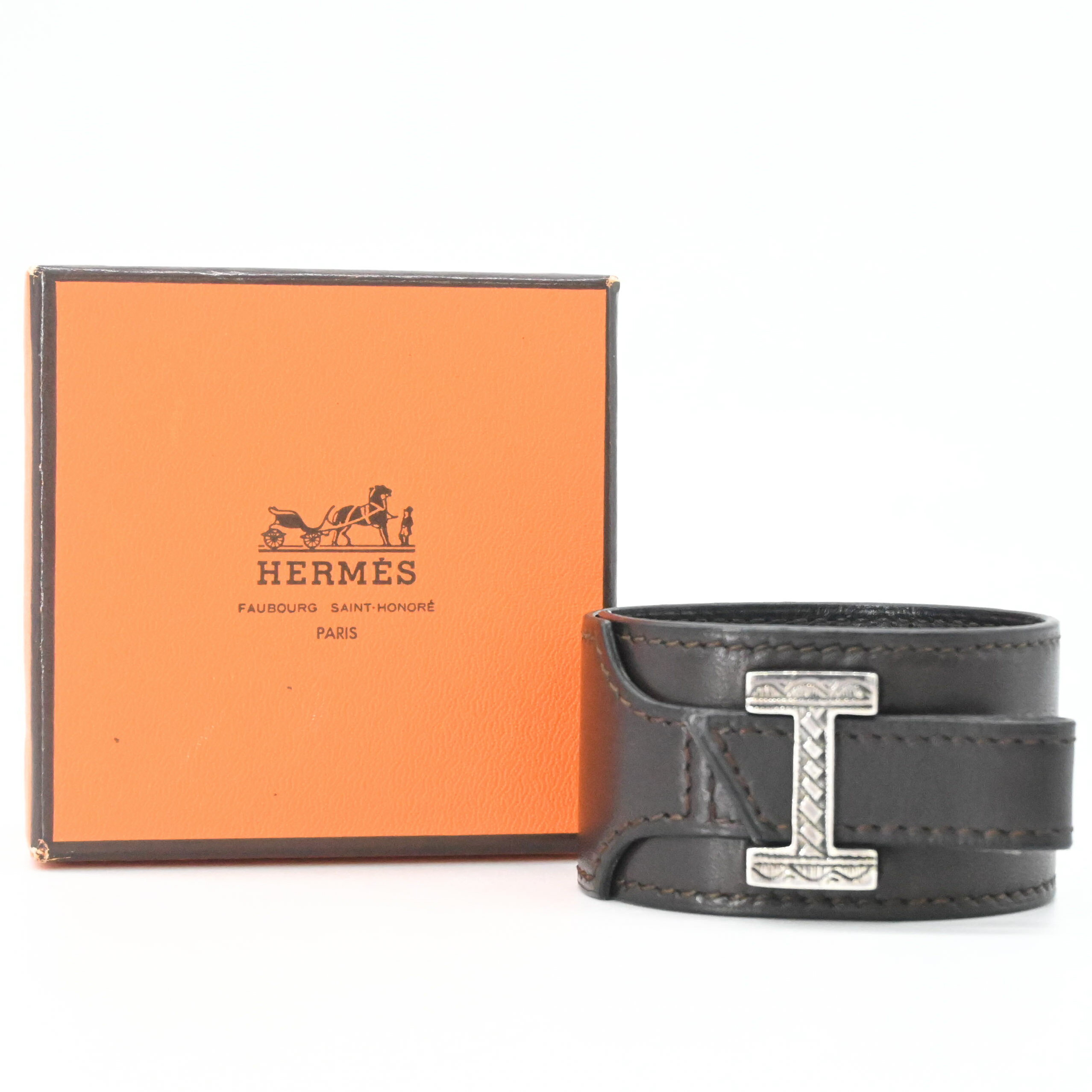 乐天商城 - 【美品】HERMES エルメス トゥアレグ アルテミス Hブレスレット バングル シルバー SV925 レザー ダークブラウン 茶 ＃□G刻印