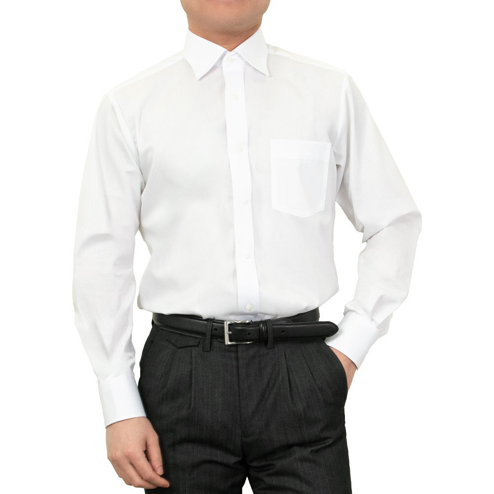 ※画面上と実物では多少色具合が異なって見える場合もございます。ご了承ください。「洗って・干して・すぐ着れる！」人気の白無地定番スーパーノンアイロンに嬉しい機能が更にプラス！・衿裏、カフス裏に施された防汚加工。ついた汚れが落ちやすい！・綿ポリ...