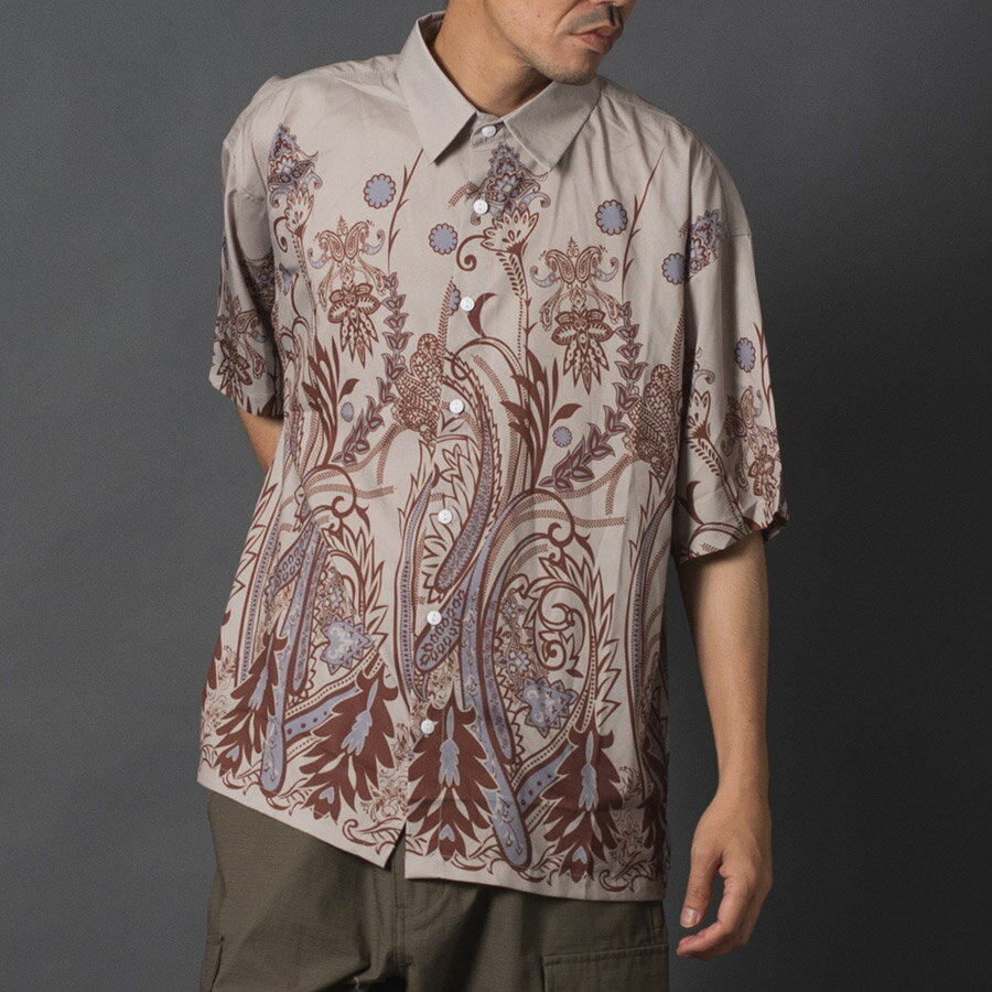 ペイズリーシャツ