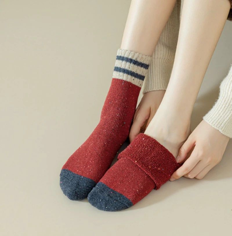 か 伸縮性 フリーサイズ まとめ買い セット売り くつ下 防寒 保温ソックス 保温 極暖 厚手 あったか 暖かい 冬用 冬 レディース