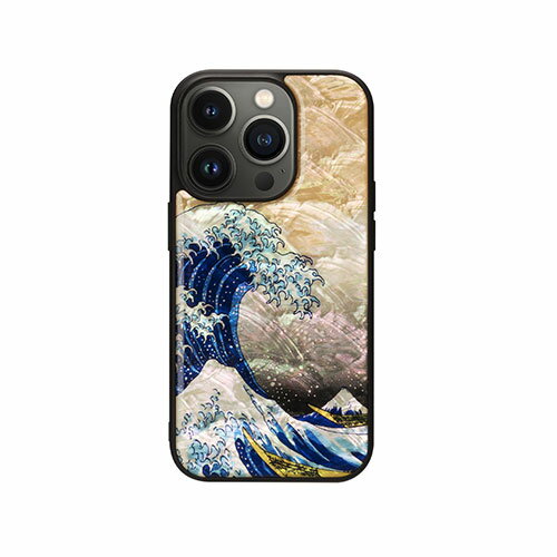 パールのきらめきが美しい天然貝ケース 日本の名画をiPhoneケースに ハイブリッドフレームで着脱しやすい ikins(アイキンス)の「天然貝ケース 神奈川沖浪裏」は、葛飾北斎の日本名画と天然の貝の光沢を組み合わせた …