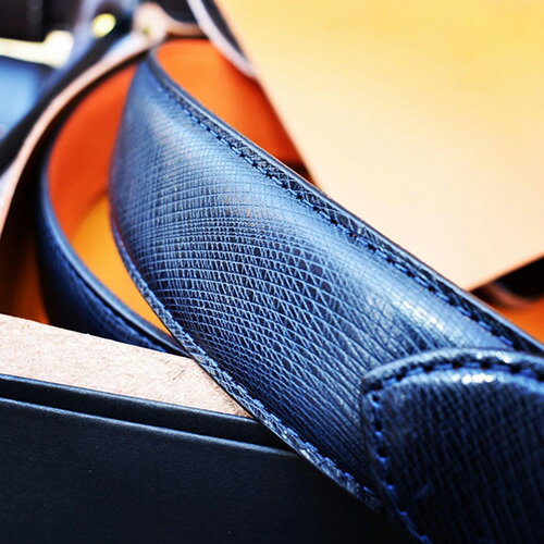 本革ベルトなのに伸び縮みする《寛ぎリラックスレザーシリーズ》が誕生しました! お食事の場や乗り物での移動中など、ベルトが少しきついなと感じたことはありませんか?こちらのベルトは帯自体で4～5センチ伸縮しま …