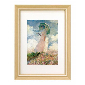 アート作品の額装に最適なマット付フレーム。そのままでも飾れる名画の中絵入りです。サイズ248×335mm(外寸)個装サイズ：35×26×2.7cm重量450g個装重量：600g素材・材質樹脂製仕様縦横・掛け置き兼用付属品壁掛用金具、縦横兼用...