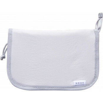 お札やコイン、チケット等が整理しやすい。ペンやメモ帳も収納できて便利。サイズ約縦220×横20×高さ150mm個装サイズ：1×17×27cm重量約0.085kg個装重量：95g素材・材質表生地:ナイロン100%、内生地:ポリエステル100%生産国中国fk094igrjs