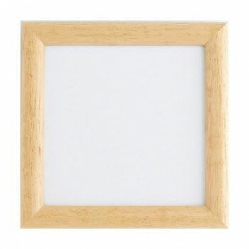 出来上がったししゅうキット作品を飾るためのアイテム(フレーム)です。※写真の色等についてはご利用のパソコンの環境により若干現物と異なる場合があります。サイズ外径:約14.3×14.3cm、内径:約11×11cm個装サイズ：15×15×2cm重量個装重量：80g素材・材質木製仕様スタンド付生産国日本(B)おまけつき（商品とは関係ありません）別送fk094igrjs