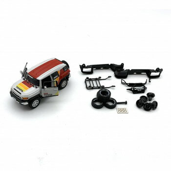 ビ-エムクリエイションズ トヨタ FJ Cruiser 15 ホワイト LHD 1/64スケール 64B0201 男子 男の子 おも..