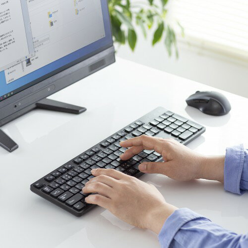 【最新型】OMIKAMO BLUETOOTH キーボード 折り畳み式 ワイヤレス JIS標準日本語配列 テンキー付き 左右SHIFTキー/L型ENTERキー搭載 IPADキーボード 有線&無線両用 フルサイズ IOS/WINDOWS/MAC対応