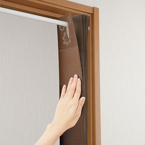 サンスマイル 間仕切りサッとパタパタ省エネカーテン 95×265cm 花柄 ベージュ SNSM-87004 家具 収納 照明 | 関連単語 玄関 コード 整理 バス 補助器具 ベッド ラック スチール フック 吸盤 転倒 防止 つっぱり 突っ張り ハンガー ダスト ボックス アイディア商品 [3]