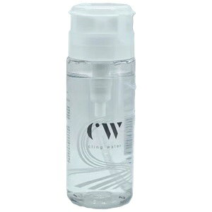 商品名【BLISS LASH】cling Water 140ml仕様■内容量：140ml■充填の際の気圧により中身が出にくい場合がございます。ポンプは右に回して頂くとロックが解除され使用できるようになりますが、その手順を行った上でそれでもなお中身が出てこない場合には、ポンプ蓋を少し緩めていただき中の空気を外に逃がしていただくことで改善することがございます。お試しください。1本で4役！ 前処理 × 強化 × 保湿ケア × 肌保護マルチ対応が叶う、サロン専用マルチプレップ。■ 使用シーン? まつ毛エクステの前処理? ラッシュリフトの前処理? エクステの強化剤として? 眉パーマの前処理や肌の保護ケアにも！? 目元・眉周りのクレンジングとしても活躍全成分水、加水分解シルク、BG、ミネラル塩、フェノキシエタノール広告文責 有限会社ワイズギフト電話番号 050-3612-6714メーカー名 BLISS LASH生産国 日本商品区分 化粧品＊当店の化粧品は、適切な環境で保管しています。また、化粧品の使用期限につきましても厳格に管理しています。安心して、お買い求めください
