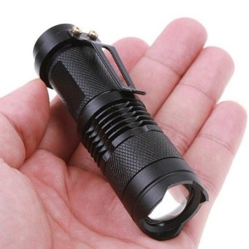 ミニLEDフラッシュライト トーチ 焦点ズーム機能付 MINI LED FLASHLIGHT TORCH 軍用 スワット SWAT アメリカ ライト 防災