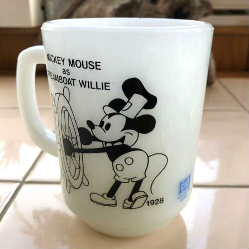 Fire King Mickey Mouse as Steamboat Willie PEPSI Mug ファイヤーキング ミッキーマウス トゥデイ ペプシ マグカップ ホワイト中古 海外輸入 中古品 マグカップ USA ビンテージ アメリカ ミルクグラス アンカーホッキング ディズニー Disney