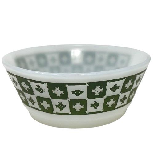 【中古】Fire King Cereal Bowl Cross Mosaic Type Pattern ファイヤーキング シリアルボウル クロスモザイク パターン グリーン モザイク Milk Glass Chili Bowl チリボウル お皿 アメリカ ビンテージ ANCHOR HOCKING アンカーホッキング アンカーマーク ミルクグラス