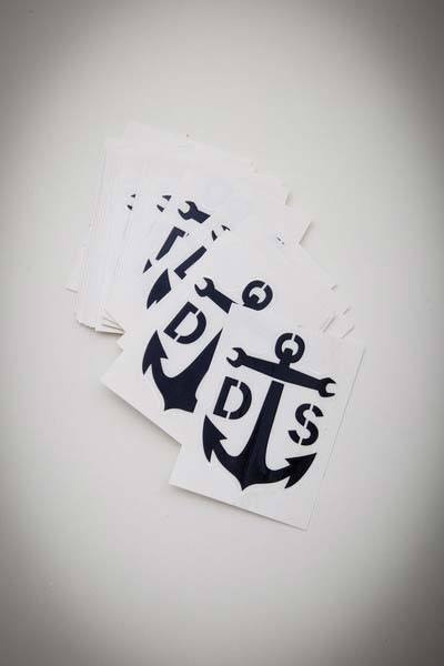 【Dark Seas】ダークシーズ【Spanner Sticker】Ssize （7.3cmx5.3cm）【ステッカー】【LOSER MACHINE】..