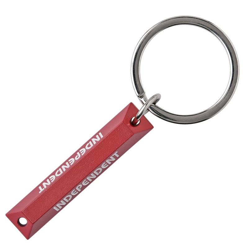 INDEPENDENT のparking block keychain（SLAPPY）縁石型キーホルダー 全長：約9cm ポスト投函型のネコポス対応可能でございます（ネコポス選択時配送料全国一律￥378-） ネコポスをご希望の場合ご注文時に配送方法をネコポスに変更してください 注；ネコポスの場合配送日時指定、代引きはご利用になりません ※画像をクリックすると鮮明な拡大画像が見れます。 ※モニターや環境により実際の色味、質感等が多少異なる場合がございます。