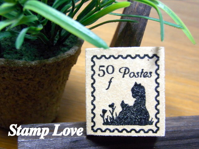 本体のサイズ 2.4cm×2.8cm 持ち手の長さ 3.2cm 封筒・カタログのアクセントに！