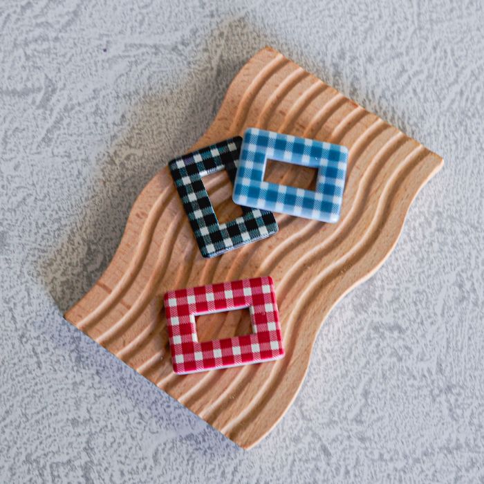 ＼今だけ クーポン ！11/20~11/27 限定 ／ 4個// チェック 格子 格子模様 ギンガムチェック アクリルパ..