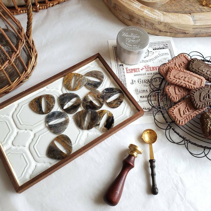 ＼今だけ クーポン ！11/20~11/27 限定 ／ (4個)　星空　モードパーツ　アセテートパーツ　大人可愛い..