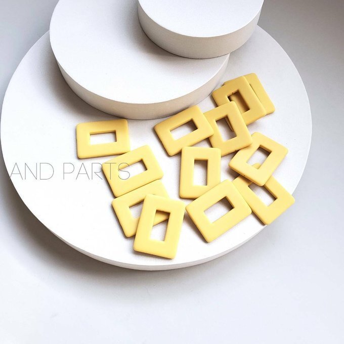 ◆アクリル素材にひと手間加えたラバー素材登場いたしました!! マットな質感をお好みの方にお勧めの素材になります ワンランク上の上品で落ち着いたデザインに仕上がります ◆ラバー加工は小傷が目立ちにくい質感になっております ???・・・???・...