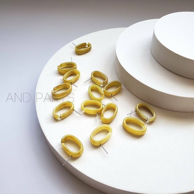 ＼今だけクーポン！1/25〜29／(4個)＜ピアス埋め込み＞連結可能　ピアスパーツ　アクリルパーツ　ハン..